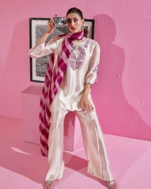 Elegant White Silk Suit with Dupatta