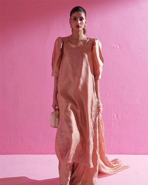 REYAAL-Samana-Zainab-Fashion-Designer-